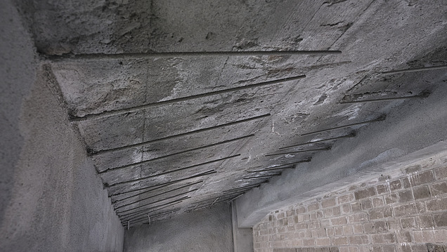 Foto von Bewehrung an einem Betonbauwerk