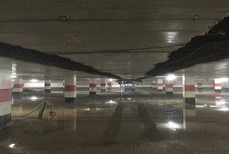 Foto eines Tiefgaragendecks vor der Instandsetzung