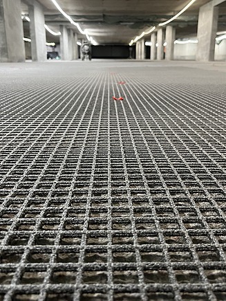 Foto von Bewehrung auf einem Tiefgaragenboden